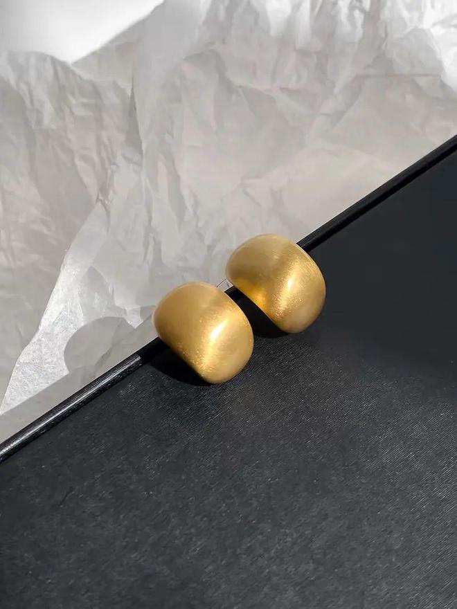 富贵耳环惊艳住了谁戴都好看!开元棋牌app被这10对中古(图20) 富贵耳环惊艳住了谁戴都好看!开元棋牌app被这10对中古(图20)