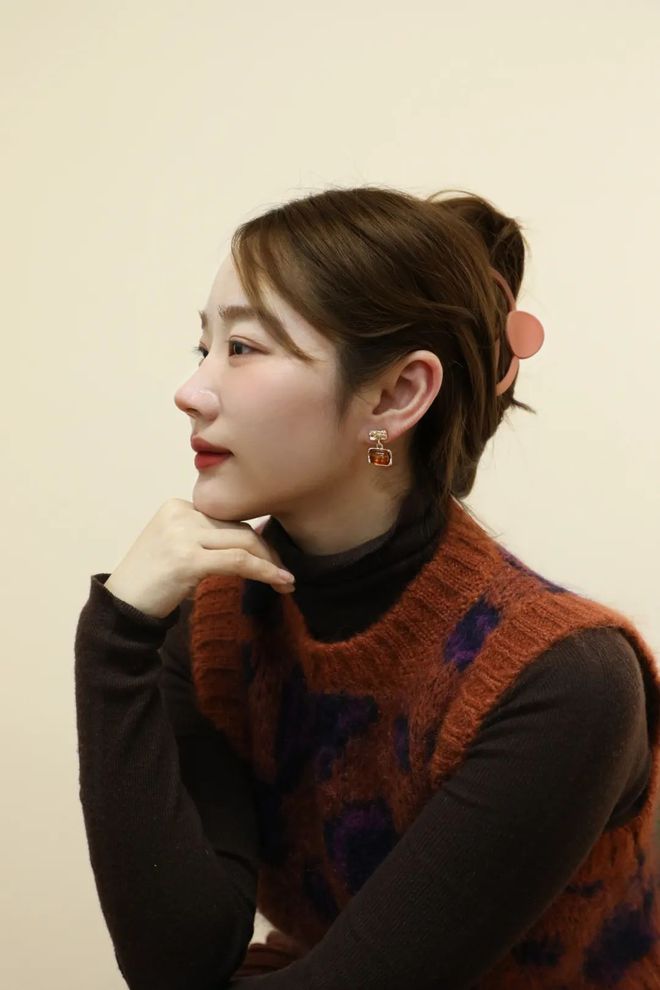 富贵耳环惊艳住了谁戴都好看!开元棋牌app被这10对中古(图22) 富贵耳环惊艳住了谁戴都好看!开元棋牌app被这10对中古(图22)